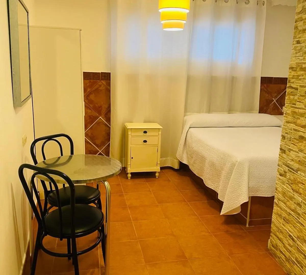 Joy Beach B&B Torremolinos 0*,