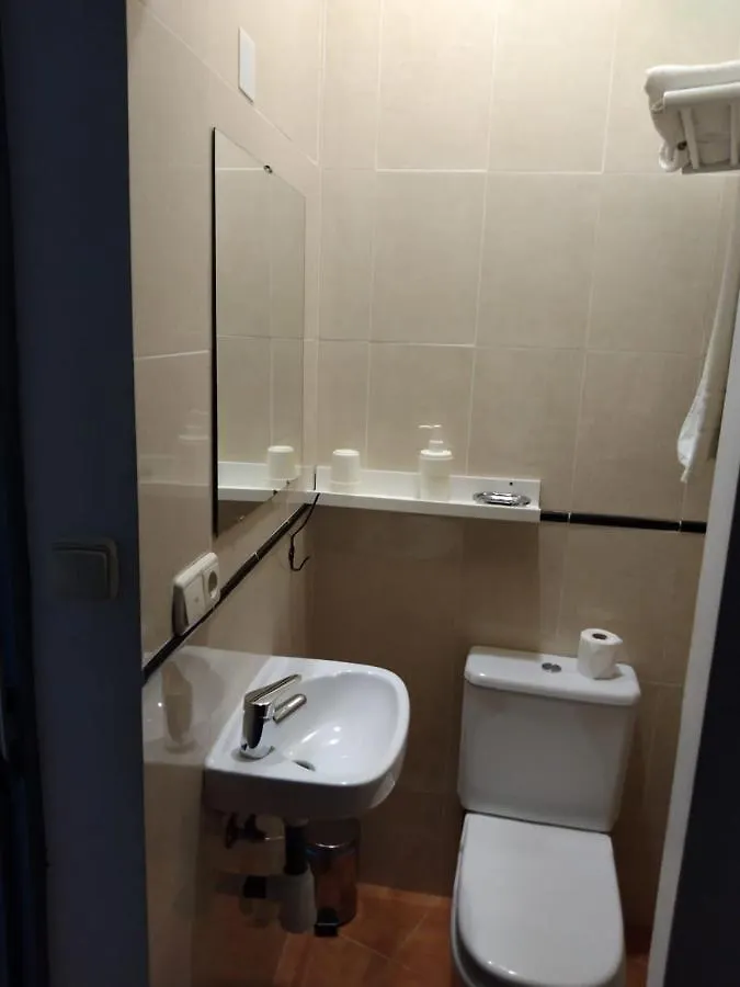 Joy Beach B&B 토레몰리노스 호스텔