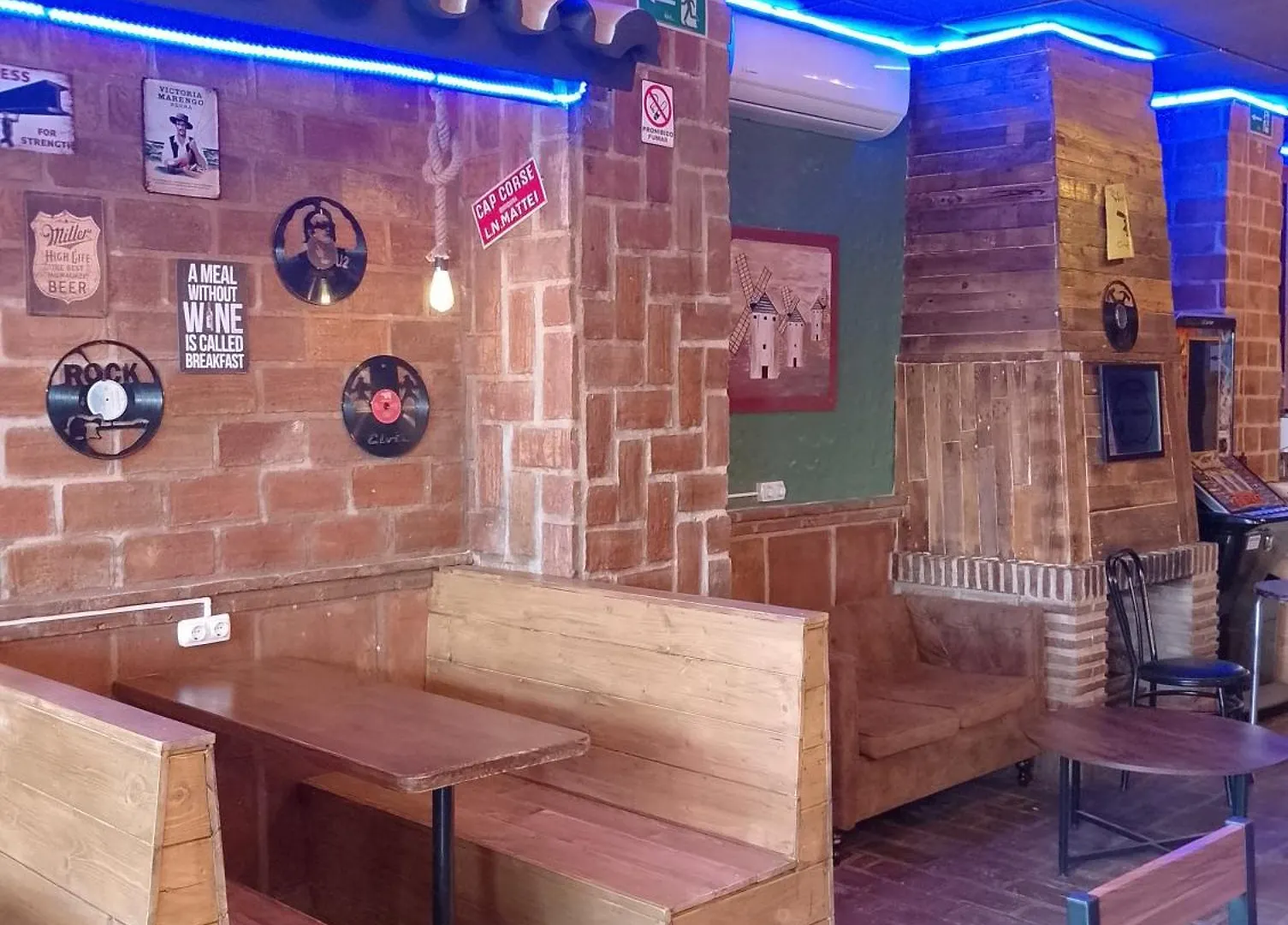 Joy Beach B&B Torremolinos Hostel